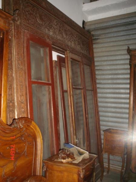 divers belles portes anciennes