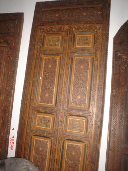divers belles portes anciennes